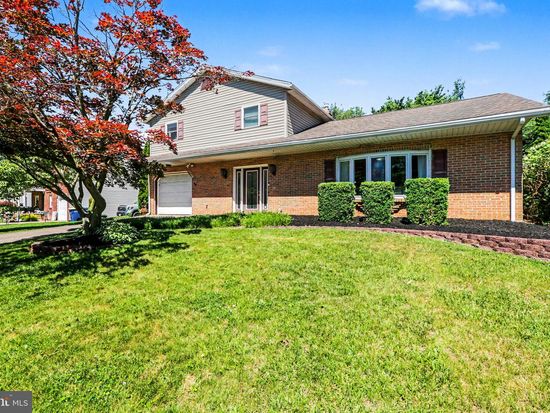 501 Benyou Ln, New Cumberland, PA 17070