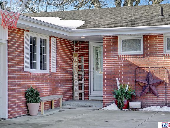 3rd image of 621 Teakwood Dr