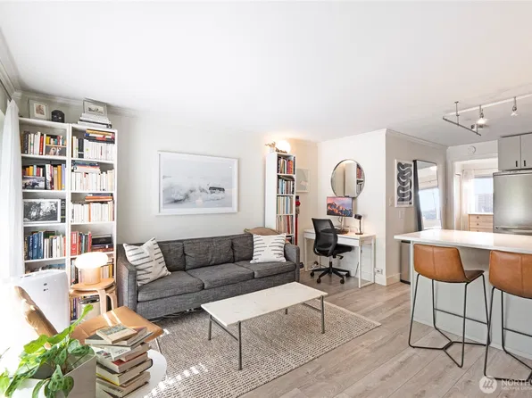 752 Bellevue Avenue E #204, Seattle, WA 98102