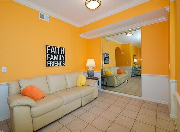 4th image of 10449 Washingtonia Palm Way APT 3236