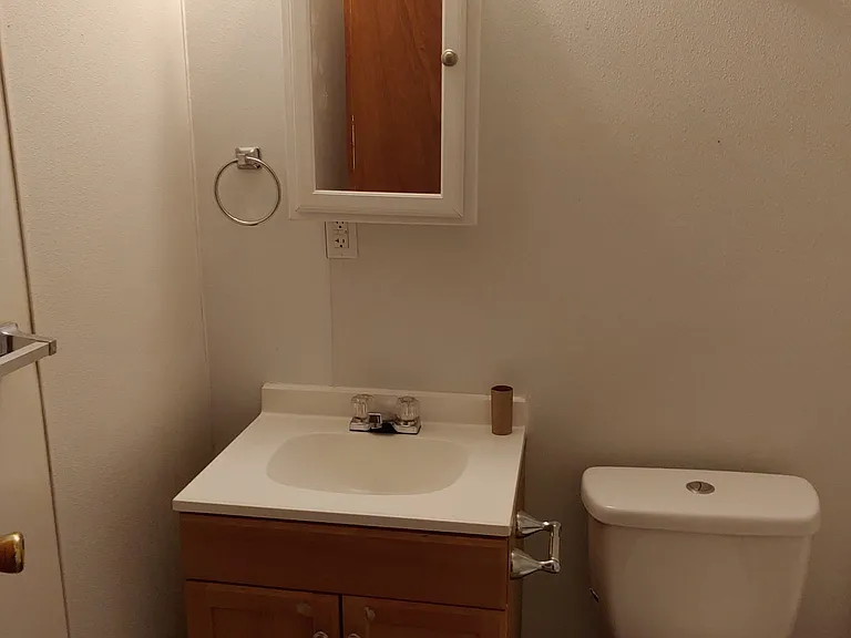 150 Main St #7 — Photo 7