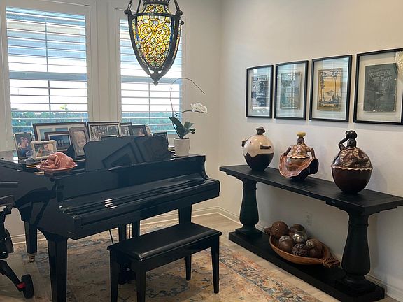 5th image of 8152 Auberge Cir