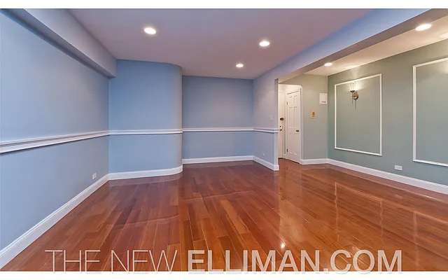 Sold by Douglas Elliman | media 21