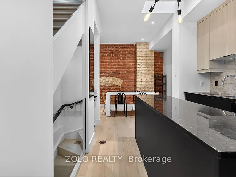 39 Old Brewery Ln #3 — Photo 24