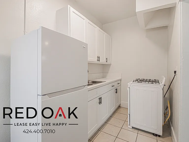 816- 822 S Park View St — Photo 20