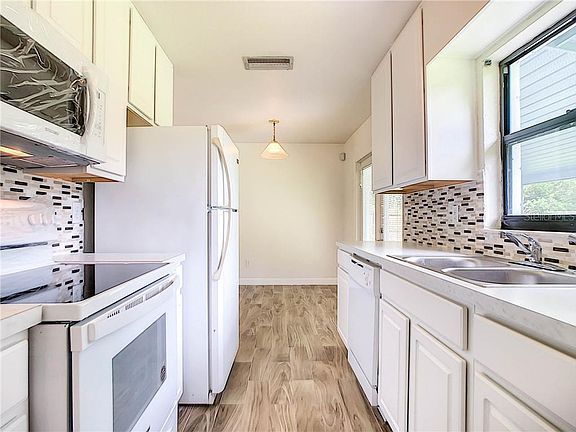 4th image of 4608 Oliva St