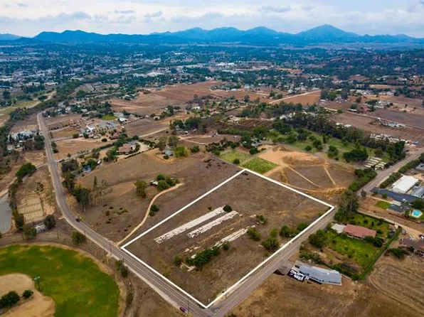 440 Ash St, Ramona, CA 92065