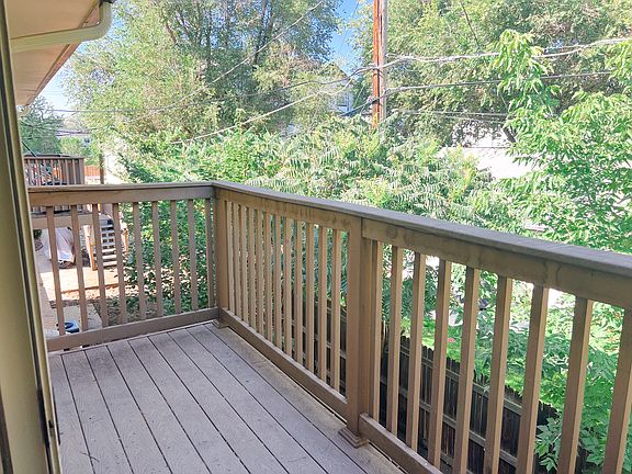 Private Deck