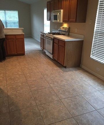 4th image of 4251 Shadow Creek Cir