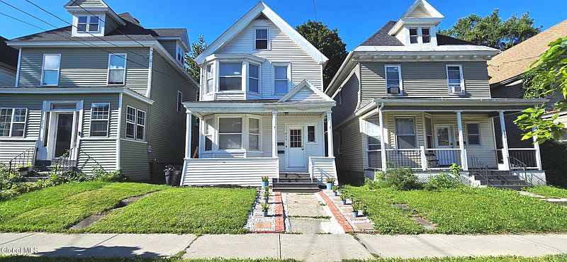 4th image of 860 Washington Avenue