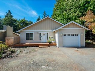 3915 NW Anderson Hill Rd, Silverdale, WA 98383