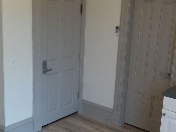 2nd image of 728 Market St APT 22