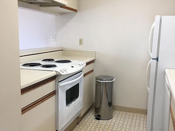 3rd image of 92-1045 Lalahi St #14-204