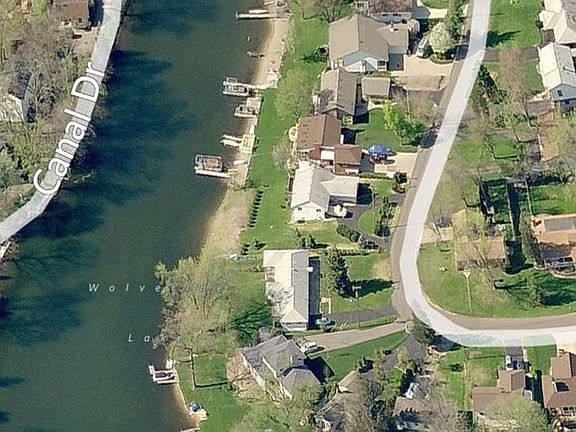 3rd image of 2585 Tampa Dr