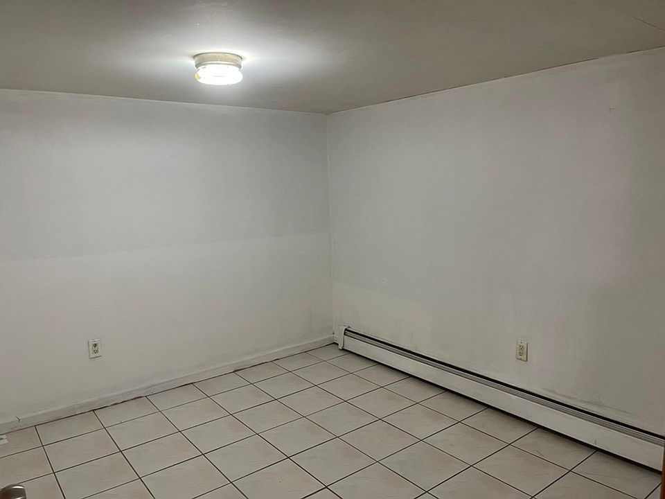 2nd image of 143-58 Sanford Ave #B1