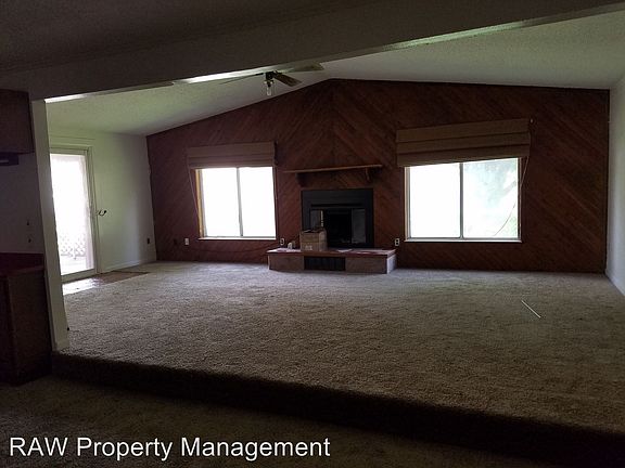 4th image of 3196 Deshler Dr