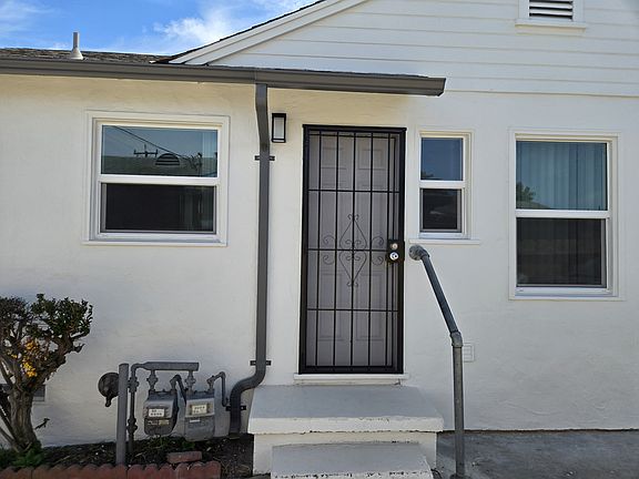 2nd image of 1514 2nd Ave #1514
