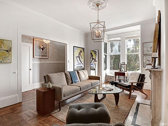 4th image of 1328 Greenwich St