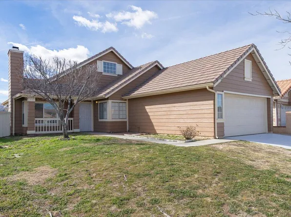 5220 Sunburst Dr, Palmdale, CA 93552