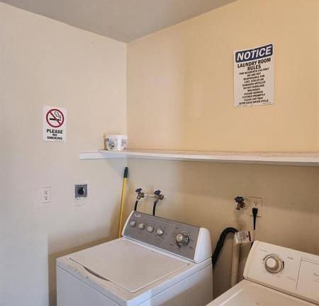 5th image of 190 NE 40th St #196