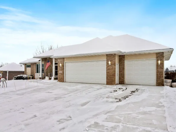 694 Aspen Ave, Red Wing, MN 55066