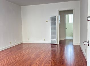 5662 Fountain Ave #1, Los Angeles, CA 90028