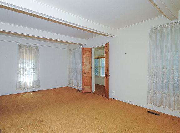 4th image of 126 N Stewart Ave