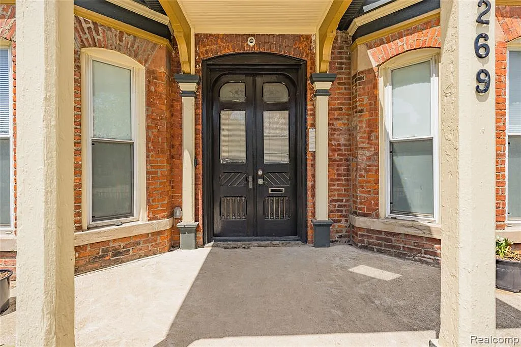 2 bed, 1.0 bath, 850 sqft, $2,150 — Photo 4