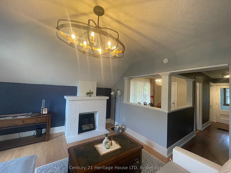 6042 Culp St — Photo 2