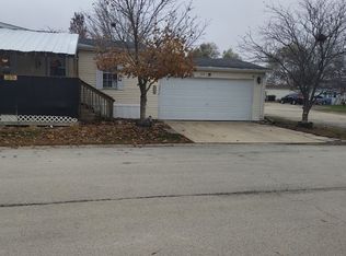 173 Austin Ct, Manteno, IL 60950