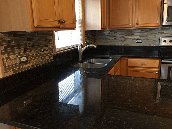 5th image of 6153 W Montrose Ave