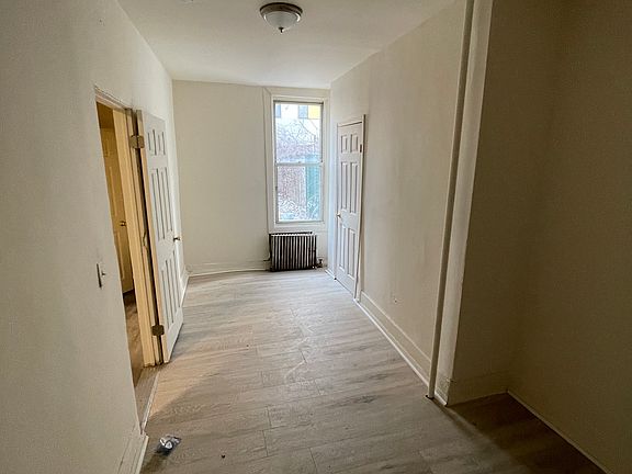 3rd image of 1048 Washington Ave Floor 1