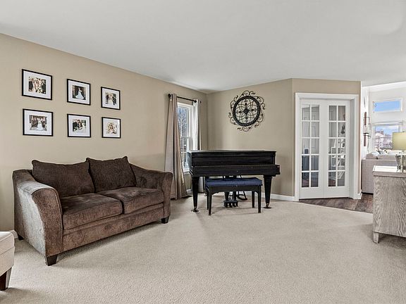 4th image of 1459 Ashwood Dr