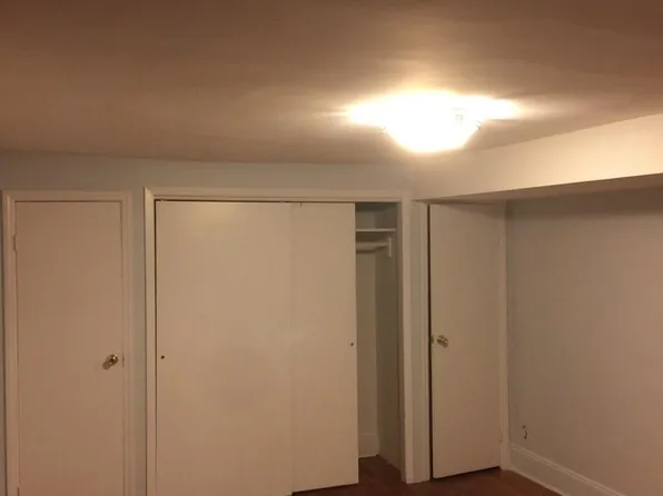 (undisclosed Address), Jamaica, NY 11432