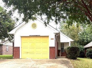 2558 Arlington Dr, Tupelo, MS 38801
