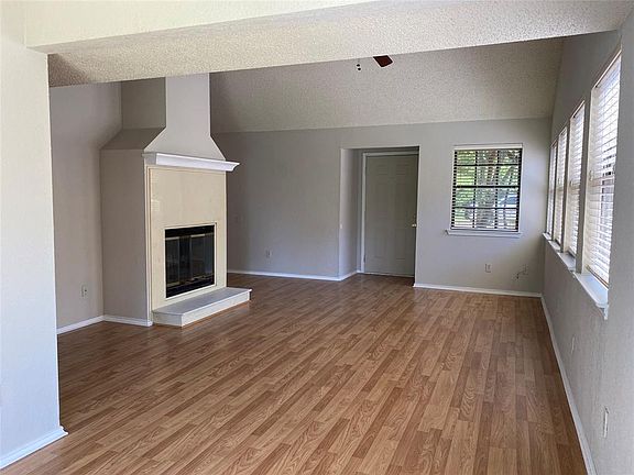 2nd image of 4020 Windfree Dr