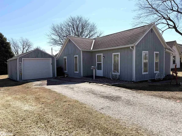 326 N West St, Carroll, IA 51401