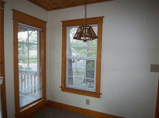 4th image of 236 E Country Club Blvd