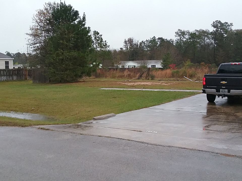 2nd image of 16434 Trenda Ct