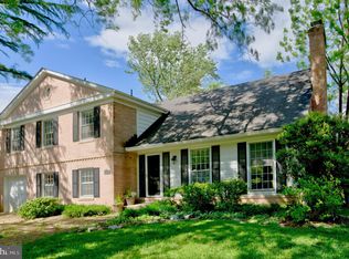 6925 Old Stage Rd, Rockville, MD 20852