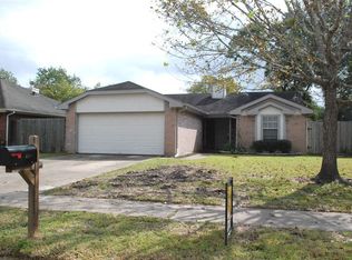 4219 Townes Forest Rd, Friendswood, TX 77546
