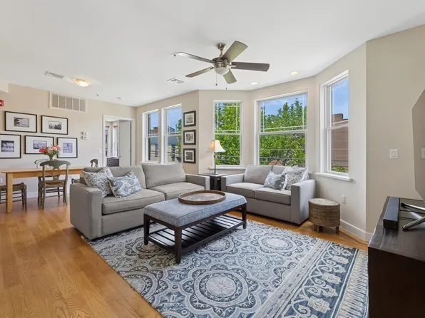 207 2nd St APT 4A, Hoboken, NJ 07030