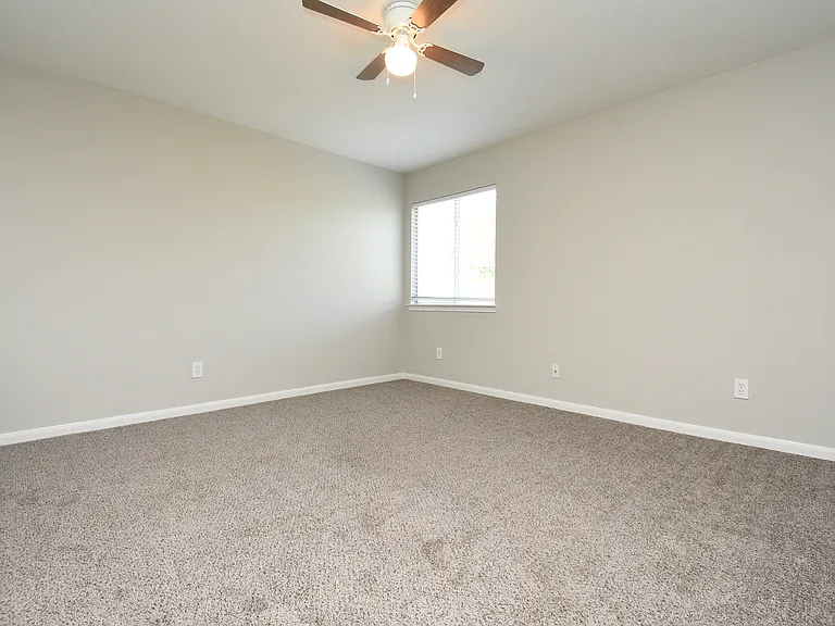 21603 Falvel Lake Dr — Photo 19