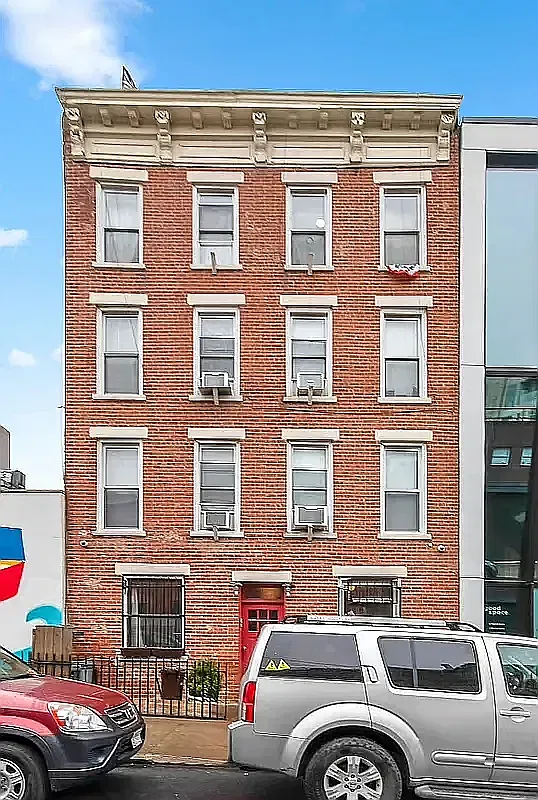 151 Berry Street — Photo 1