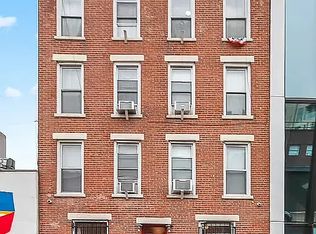 151 Berry St APT 1R, Brooklyn, NY 11249