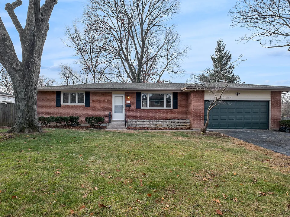 420 Stoneybrook Dr
