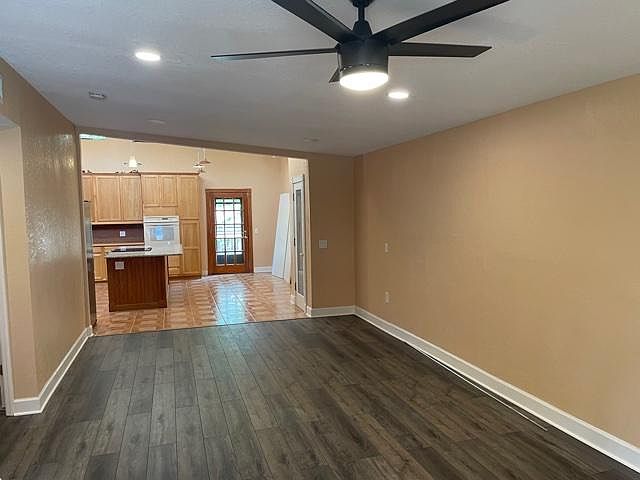 Entrance and Living space