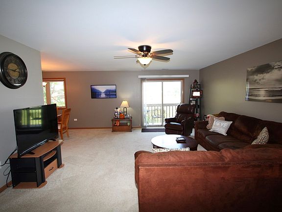 2nd image of 2661 Jodee Dr Unit 2661