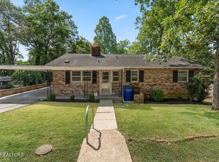 114 Tucker Rd, Oak Ridge, TN 37830