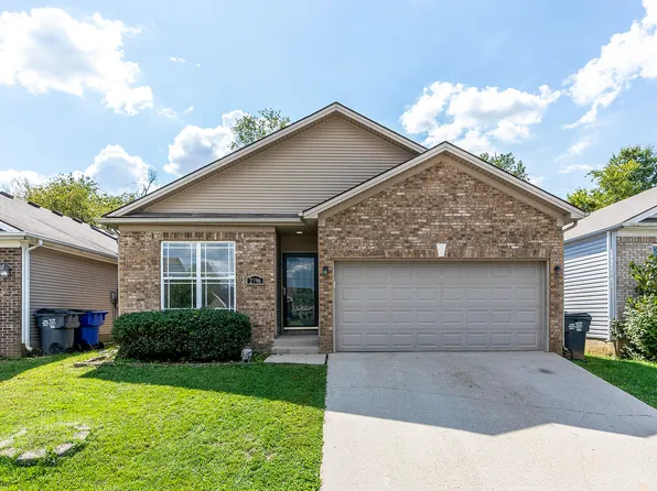 2796 Red Clover Ln, Lexington, KY 40511